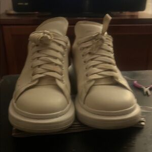 Stylish Cream Sneakers